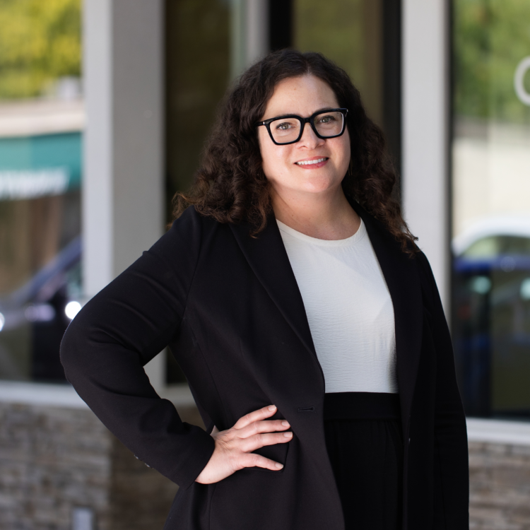View bio for Lea Baylis